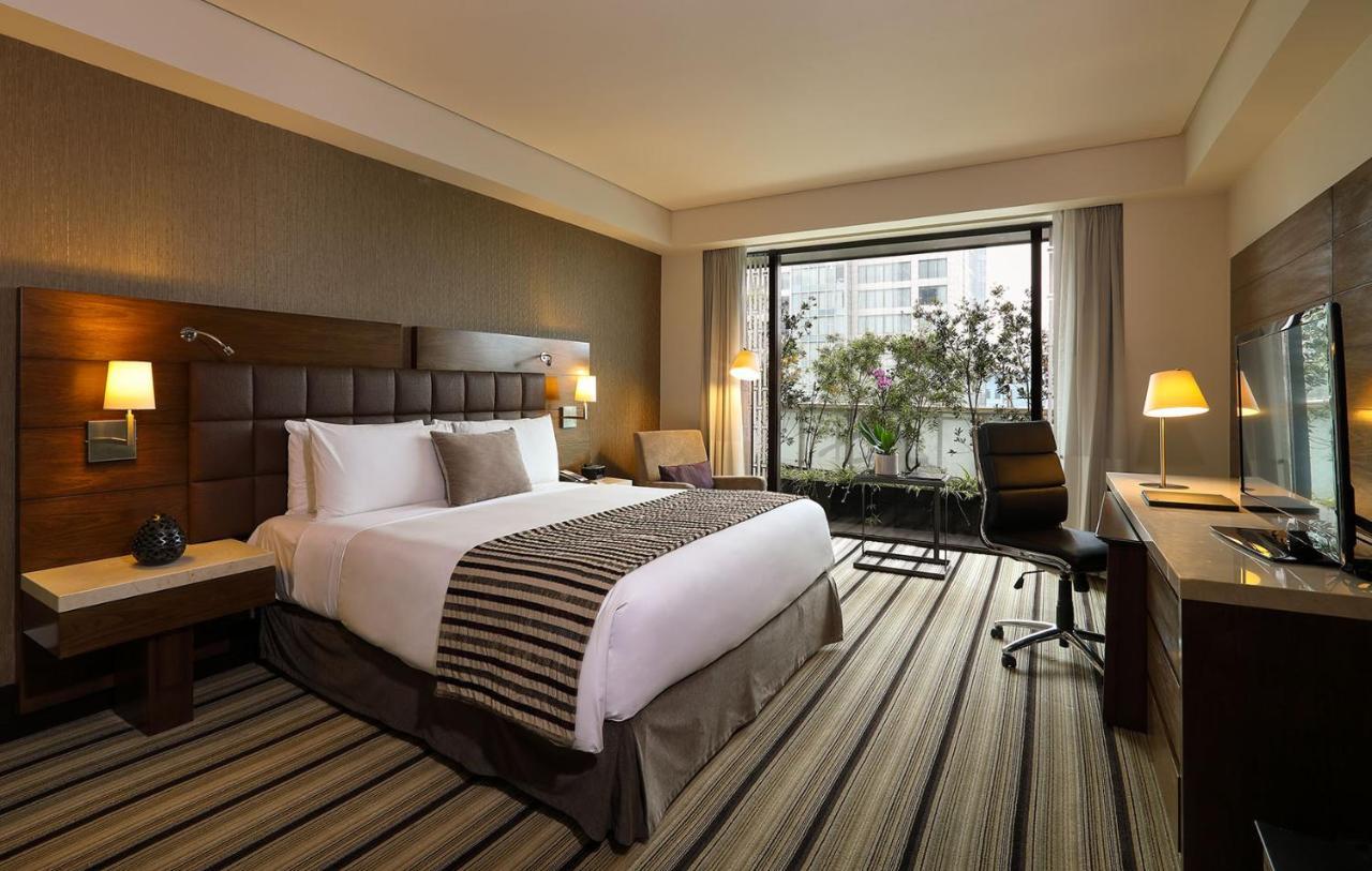 Deluxe Guest room 1 King Bed City view