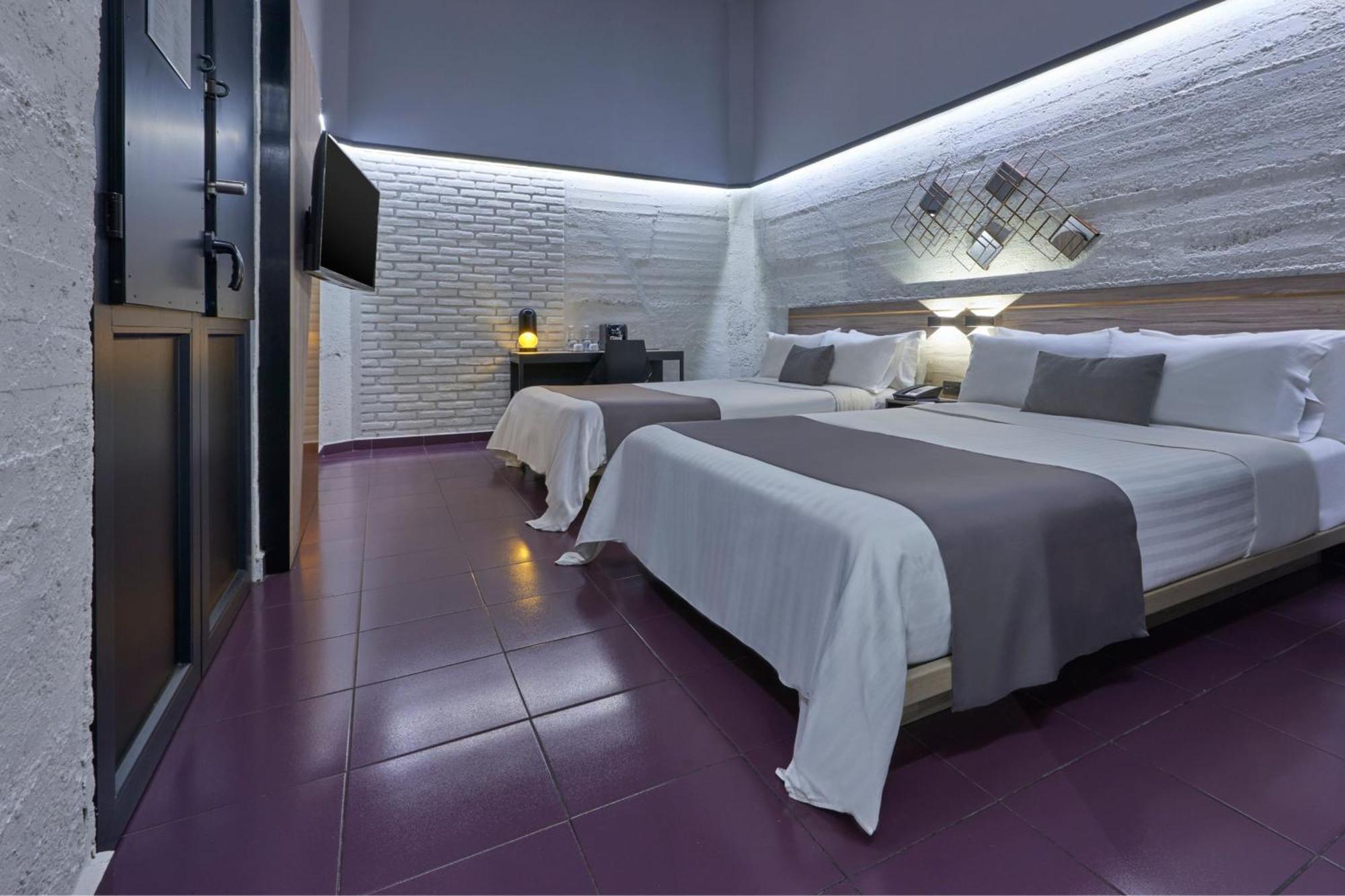 Queen Room Two Queen Beds