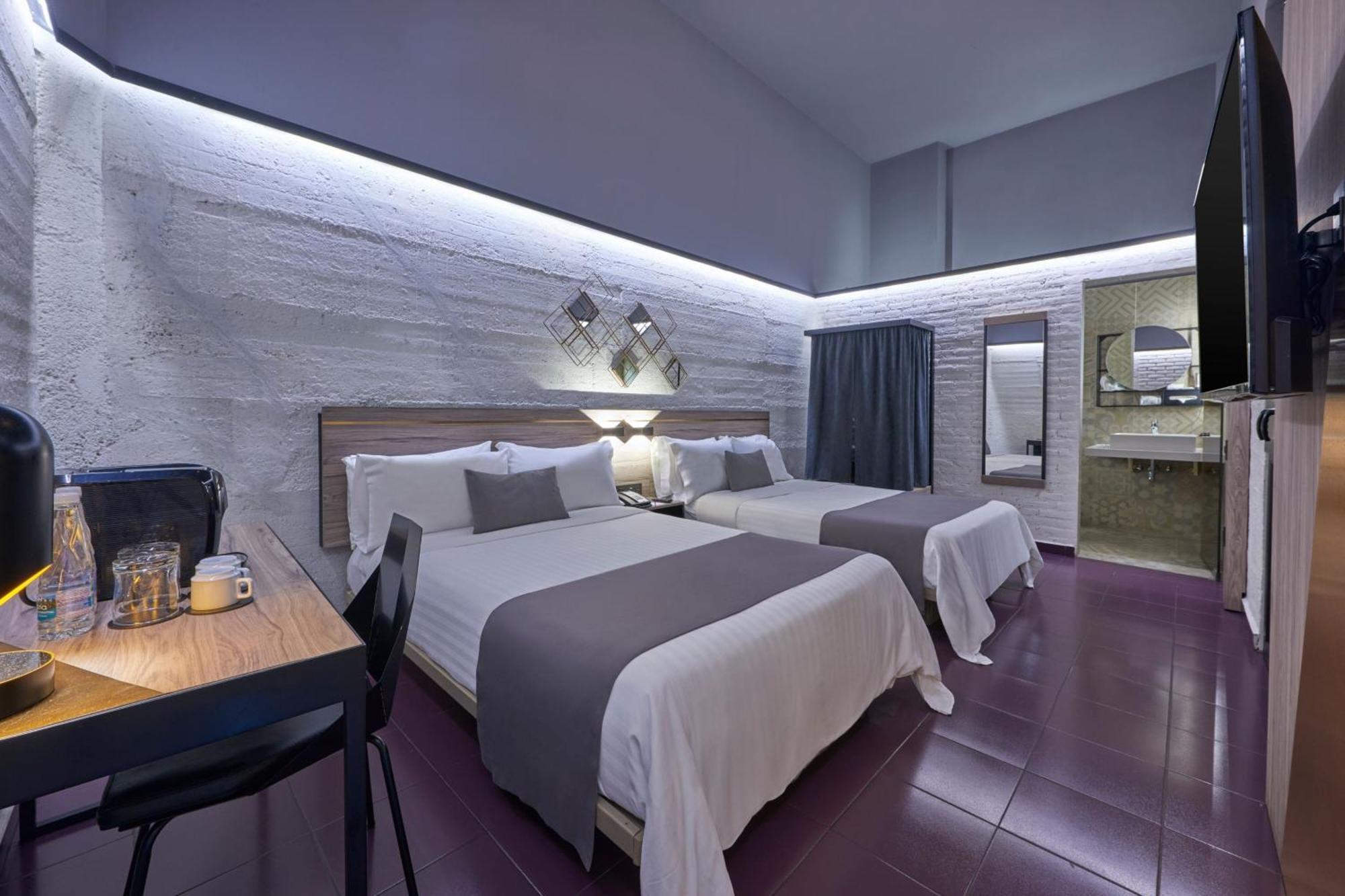 Queen Room Two Queen Beds